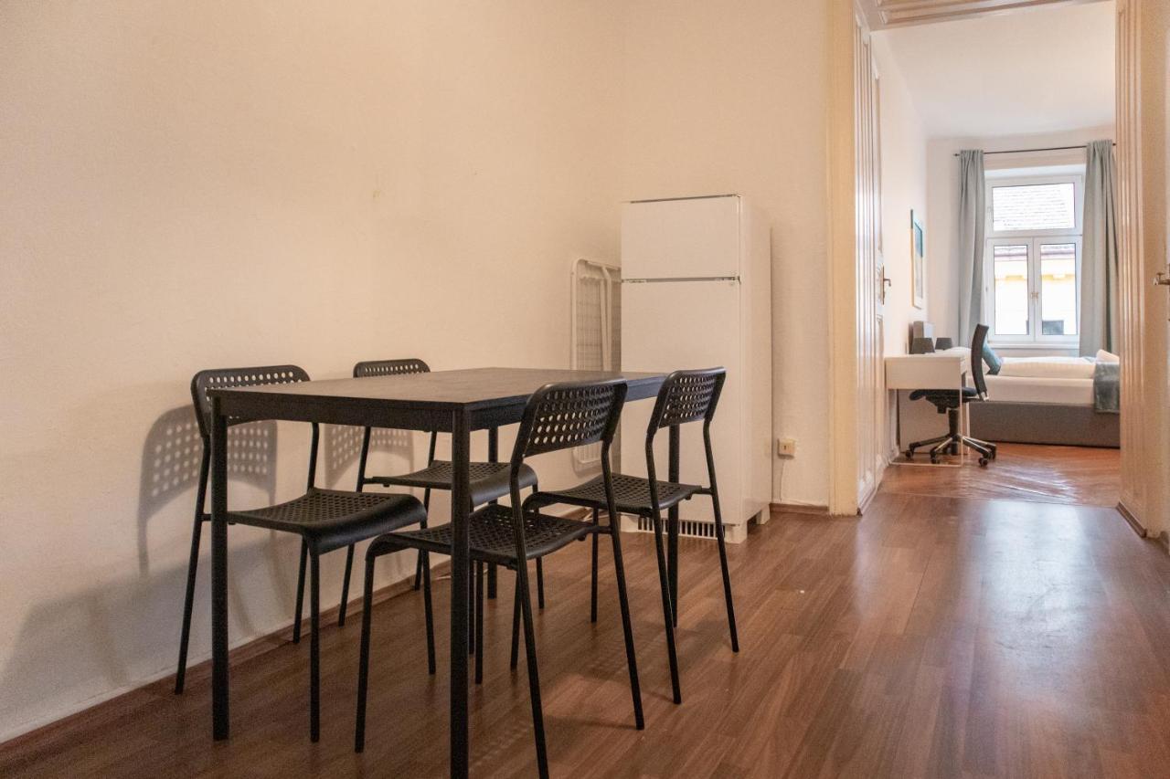 Roomy 2Br Apt. Near Akh -Perfect For Longstays ウィーン エクステリア 写真