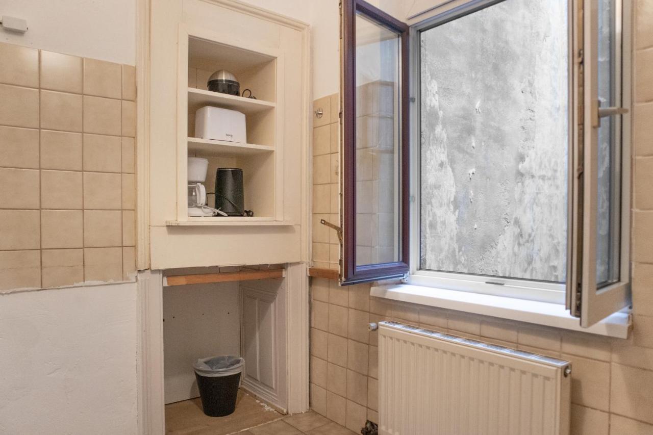 Roomy 2Br Apt. Near Akh -Perfect For Longstays ウィーン エクステリア 写真